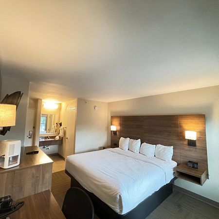 Baymont By Wyndham Lake Park Valdosta I75 Bagian luar foto