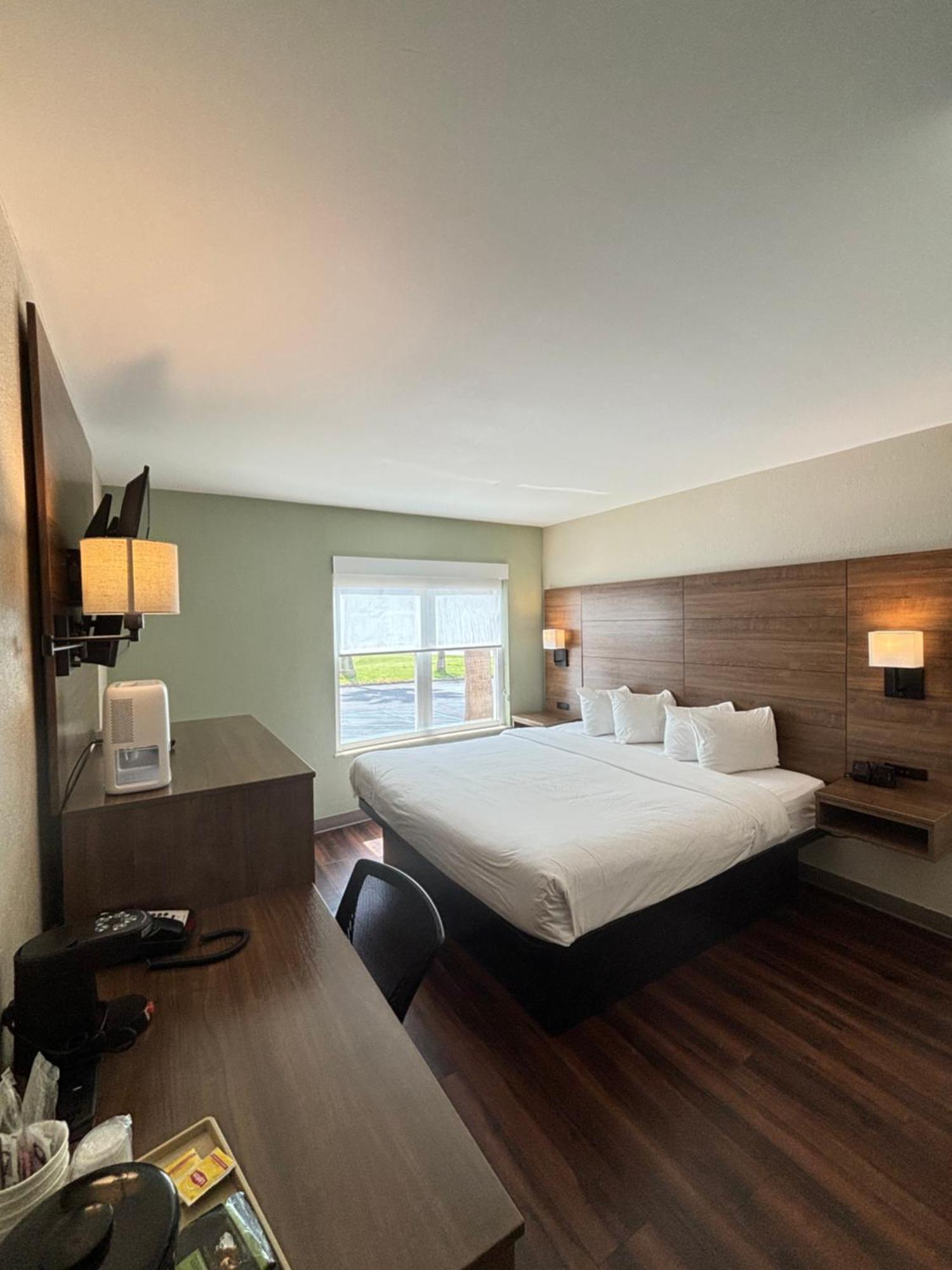 Baymont By Wyndham Lake Park Valdosta I75 Bagian luar foto